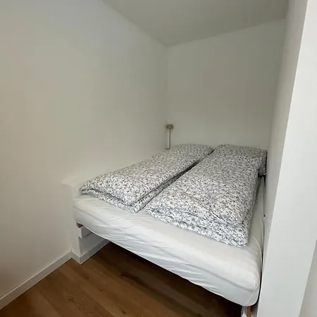 Zentrale Mit Eigenem Eingang Und Stellplatz * Lübbecke